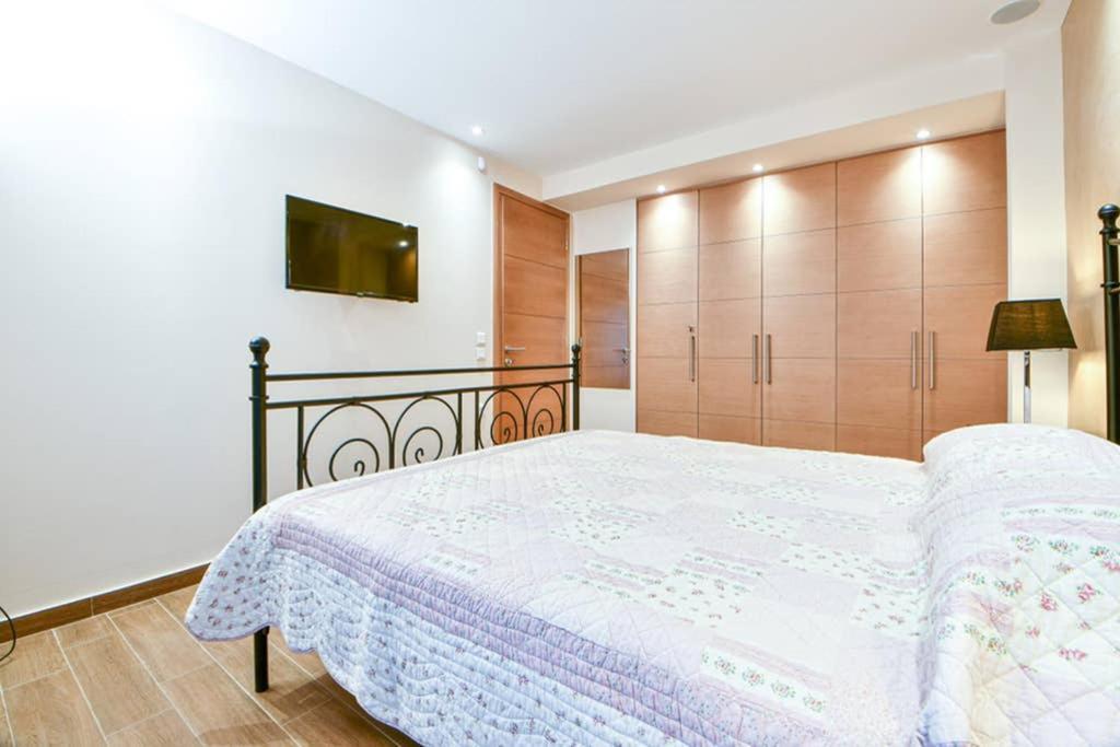 Apartament Modern Hospitality, With Private Garden, Ateny Zewnętrze zdjęcie