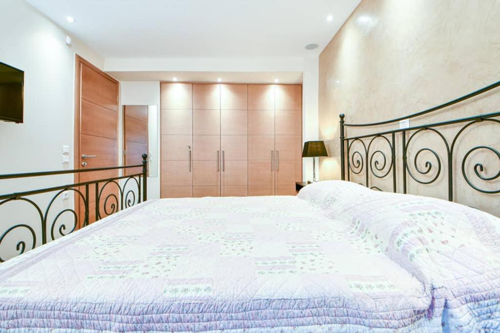 Apartament Modern Hospitality, With Private Garden, Ateny Zewnętrze zdjęcie